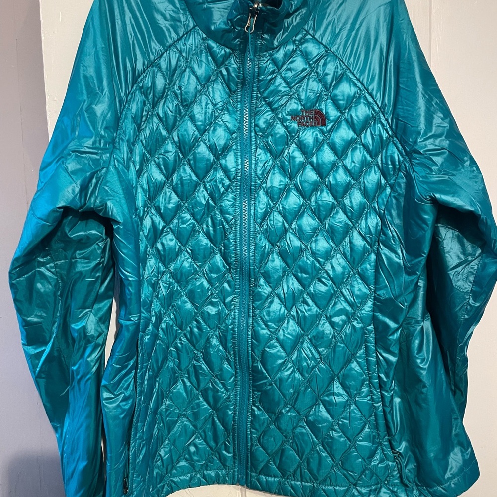 North face thermoball woman’s XL jacket